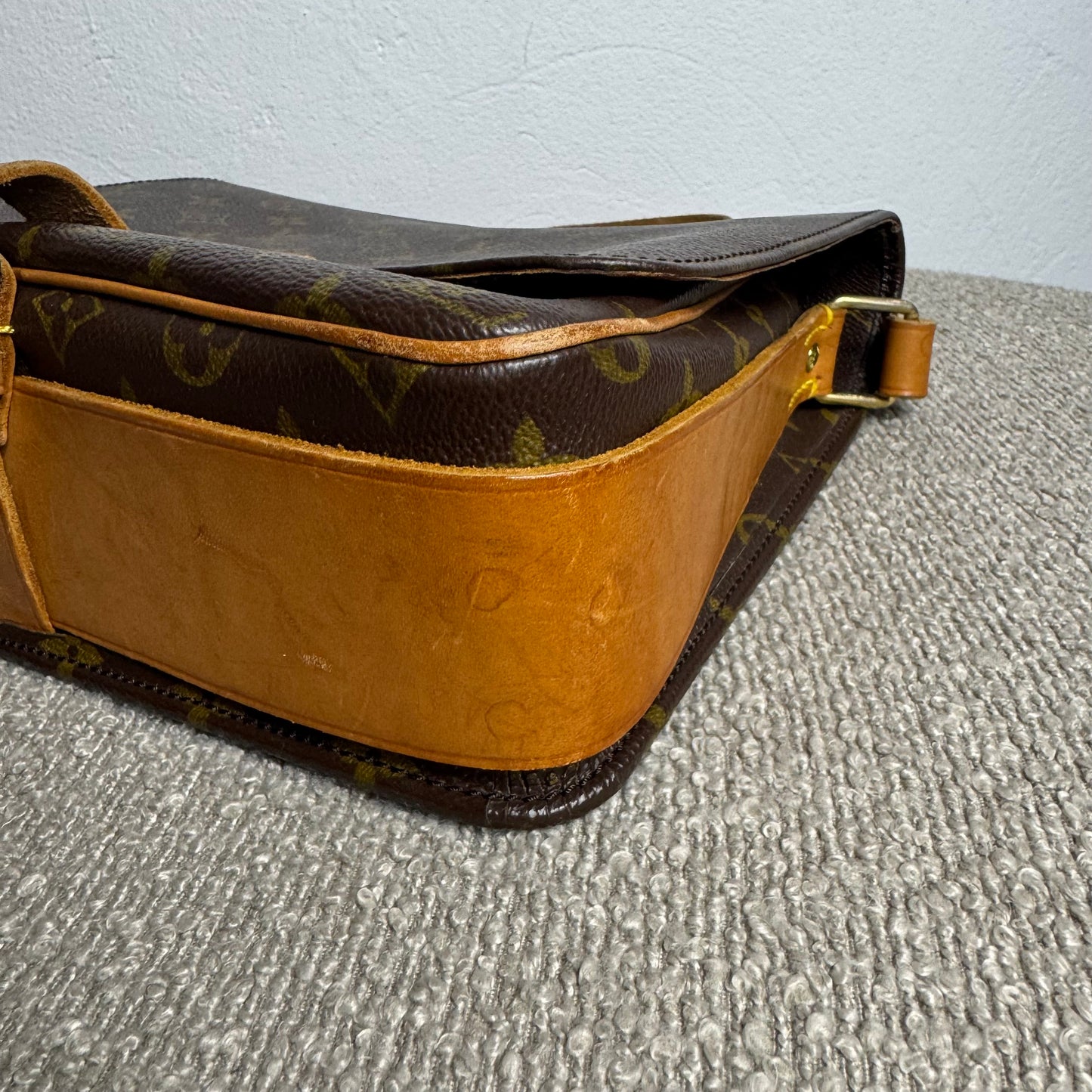 Louis Vuitton Cartouchière GM – Monogram Vintage (1982)