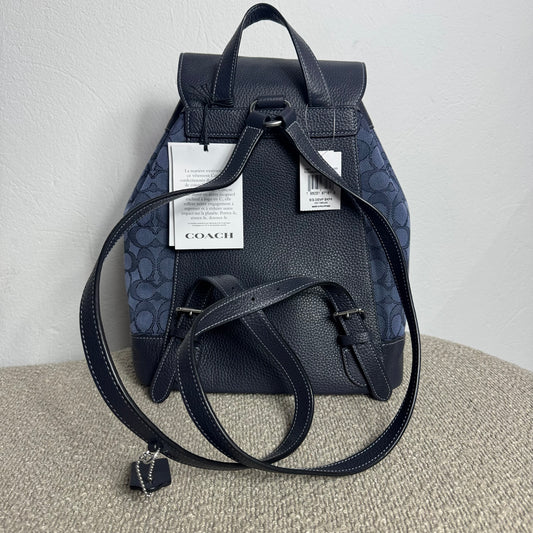 Coach Dempsey Drawstring Rucksack – Signature Jacquard Navy (NEU)