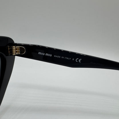 Miu Miu Cat Eye Sonnenbrille – Schwarz SMU 01V