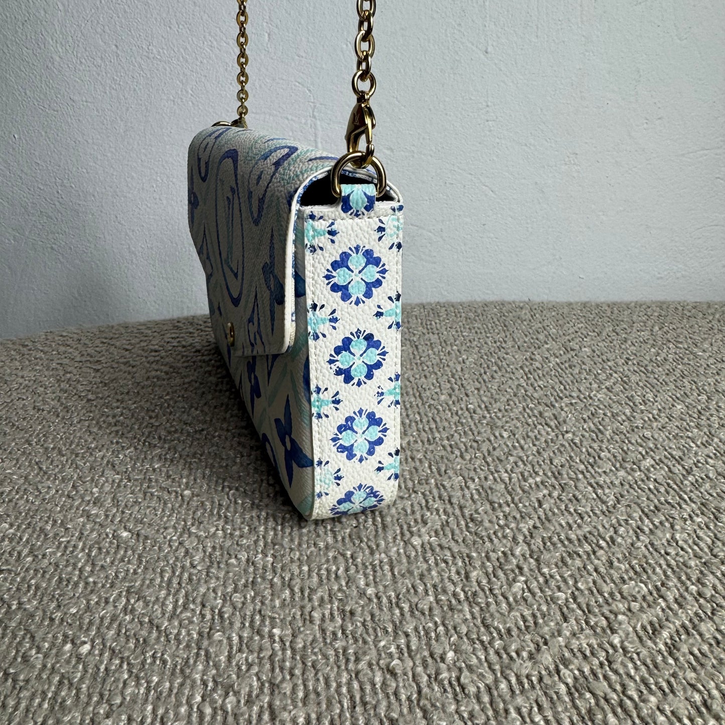 Louis Vuitton Pochette Félicie – Monogram Tile „By The Pool“ Lagoon Blue