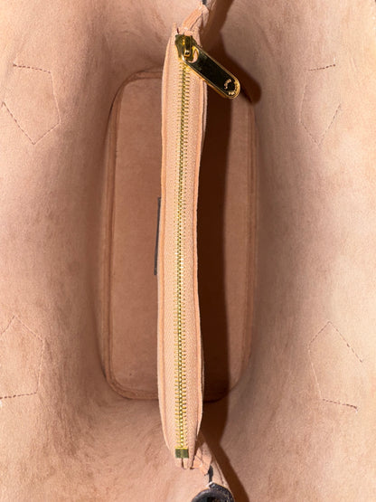 Louis Vuitton Kensington