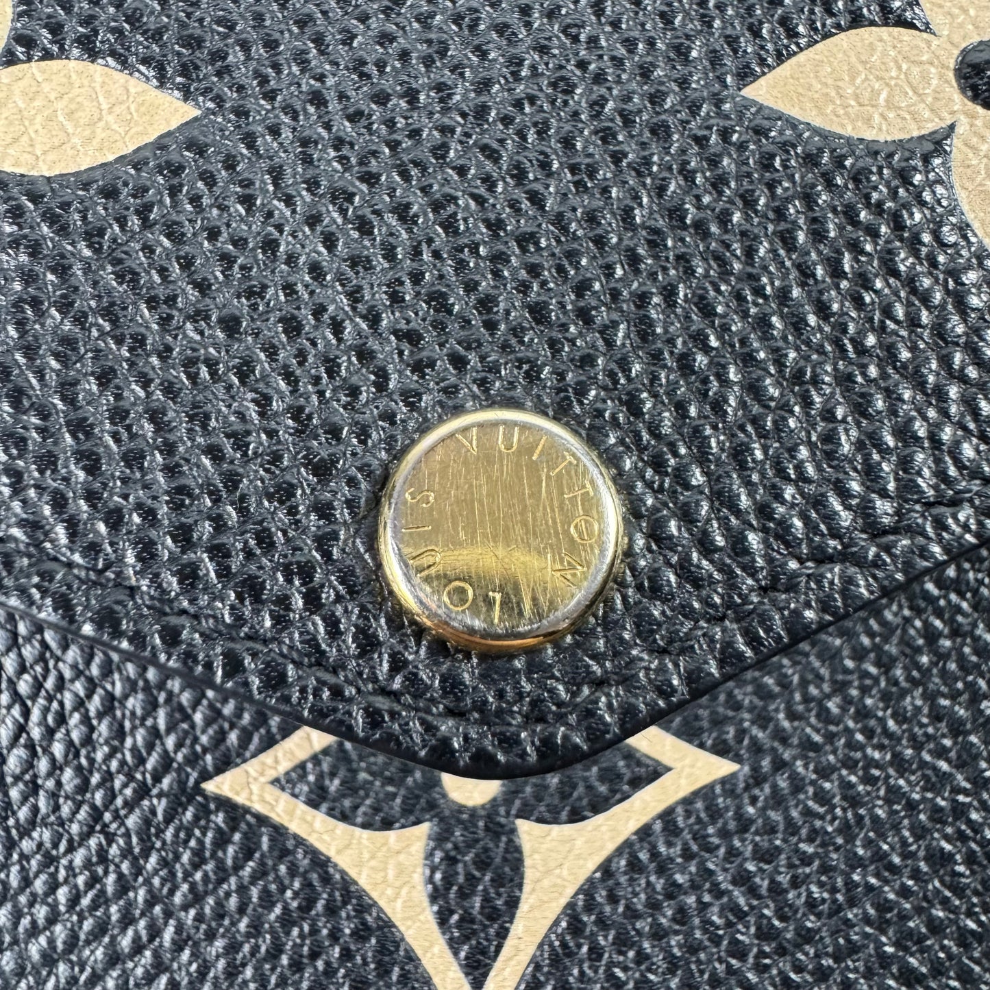 Louis Vuitton Félicie Pochette – Empreinte Leder Schwarz / Beige