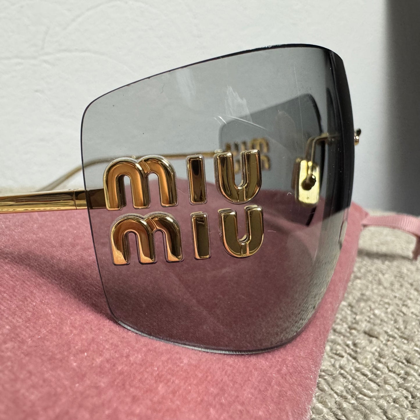 MiuMiu Sonnenbrille Aube Shield