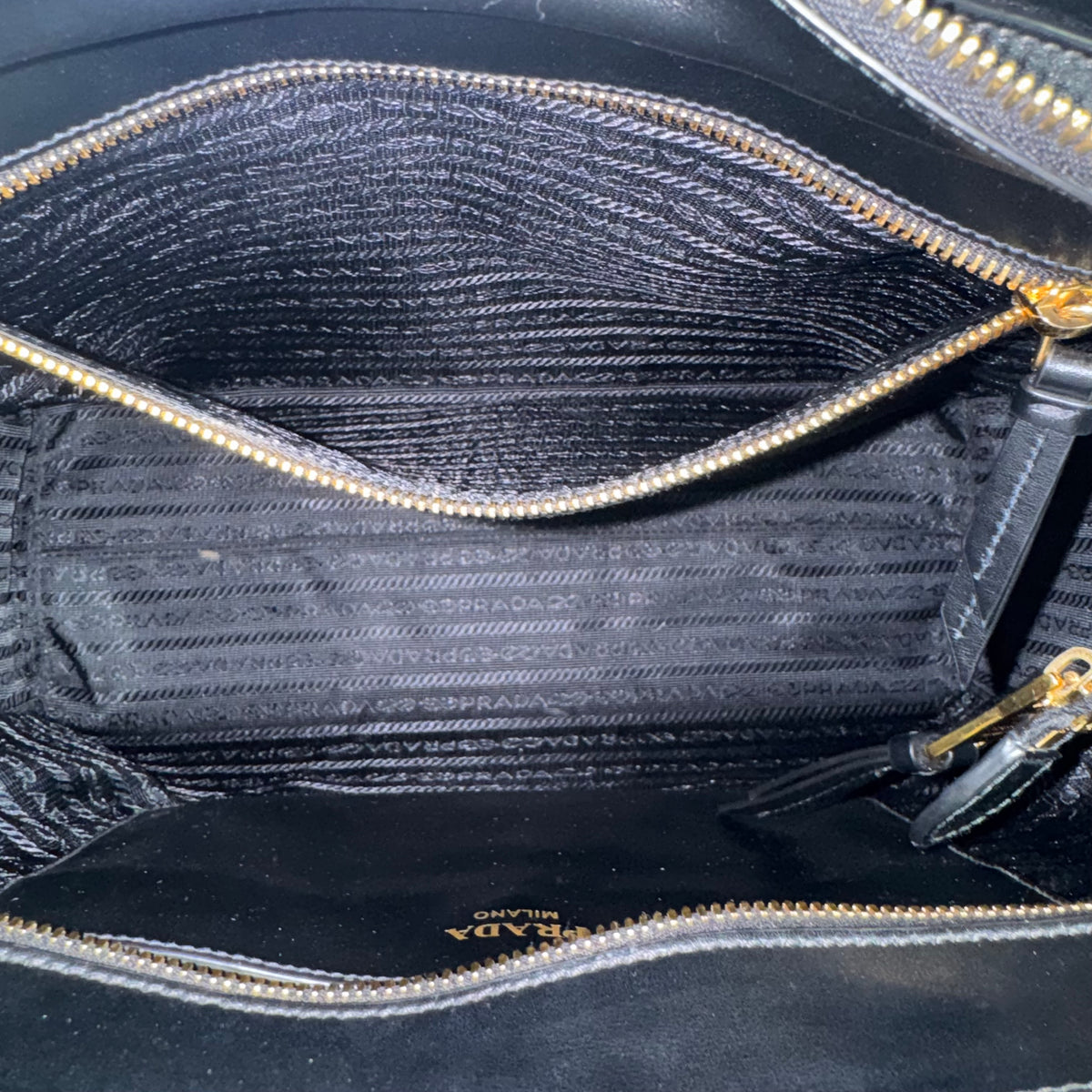 Prada Saffiano Shopper – Schwarz