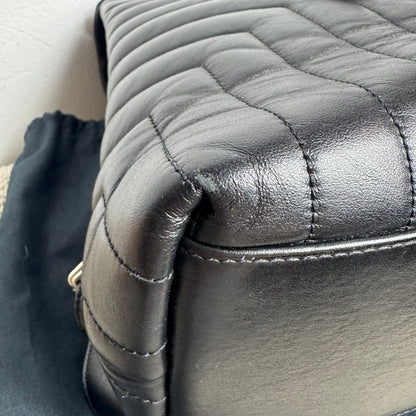 Saint Laurent Loulou Rucksack Matelassé-Leder Schwarz