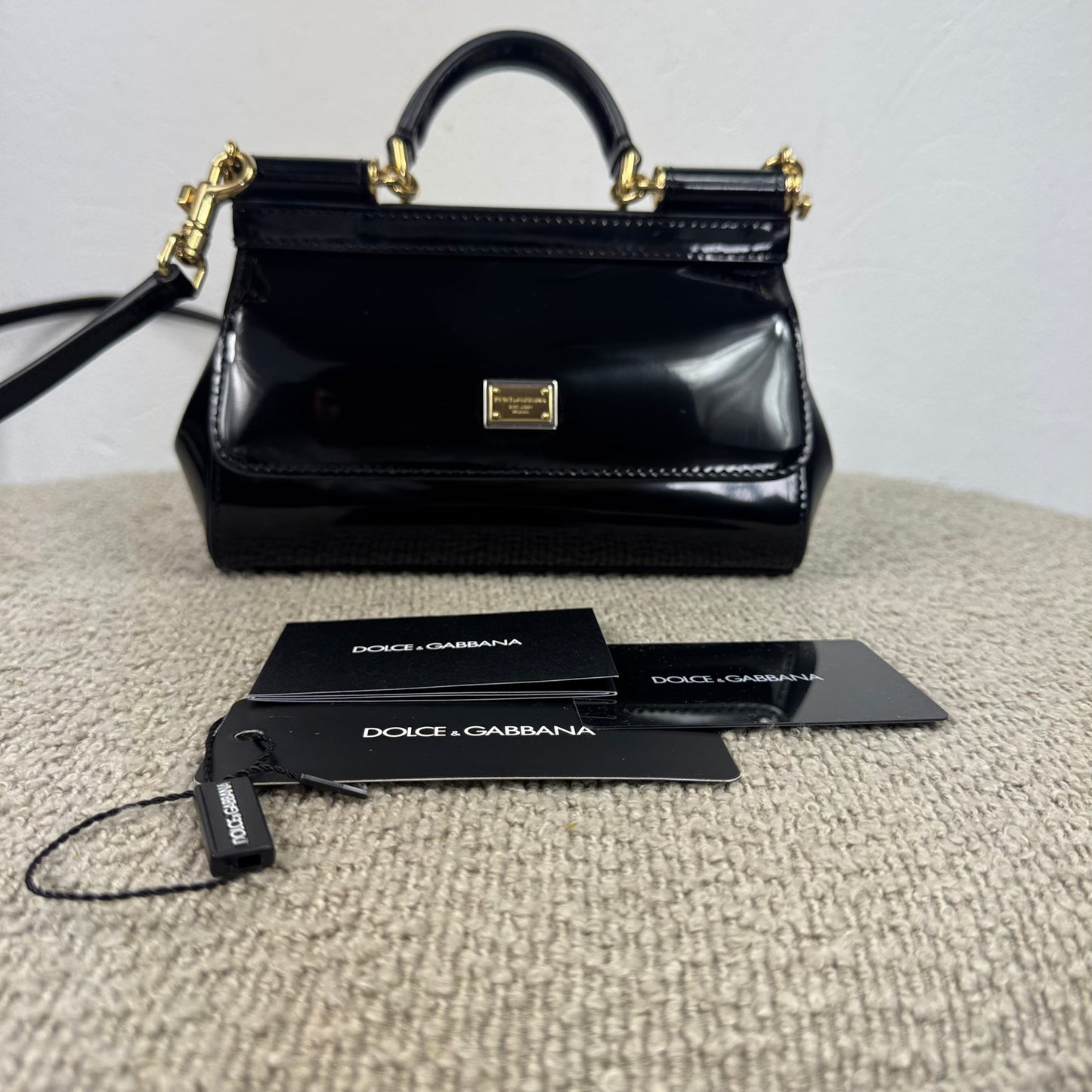Dolce & Gabbana Mini Sicily – Schwarzes Lackleder
