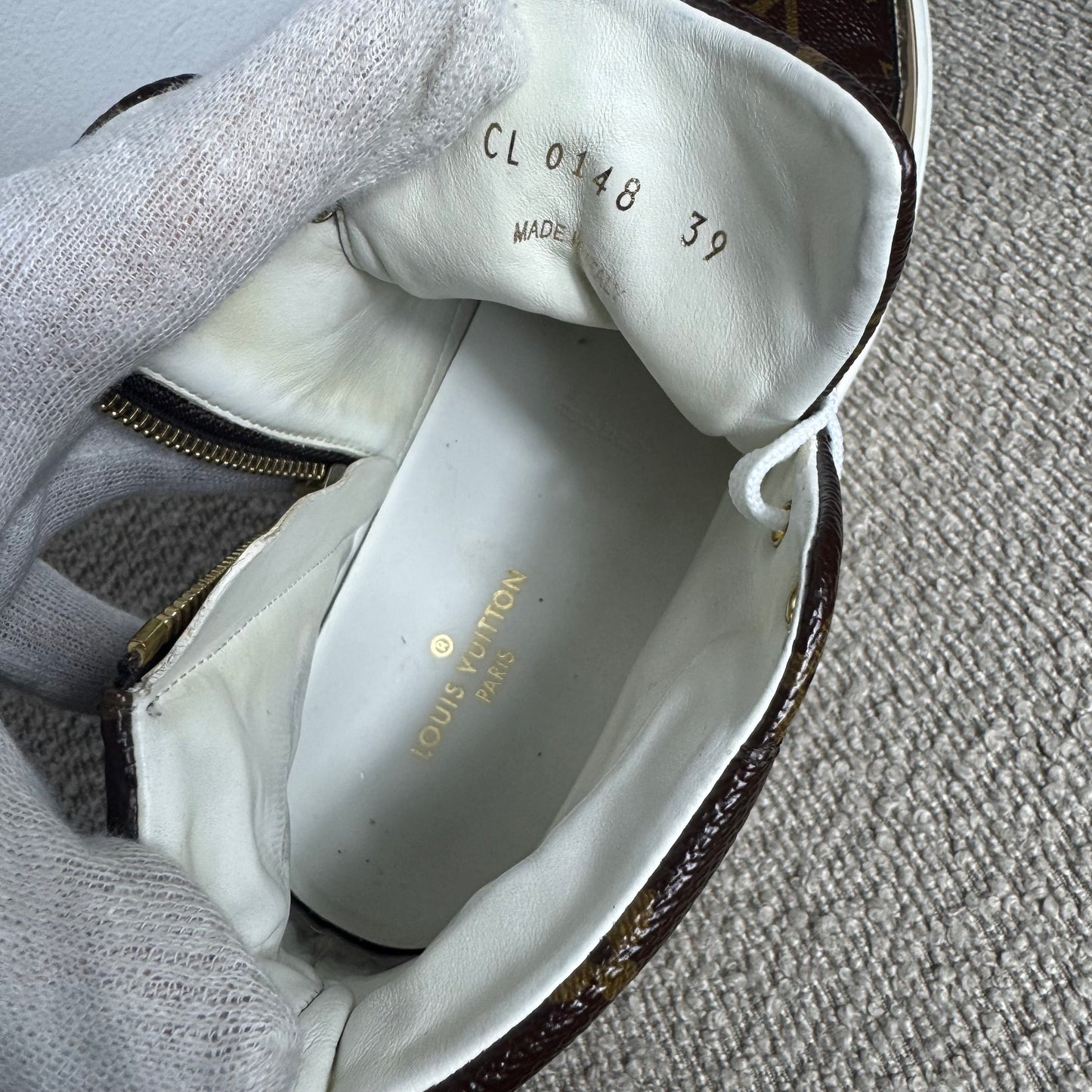 Louis Vuitton Stellar High-Top Sneaker Monogram Canvas – Gr. 39