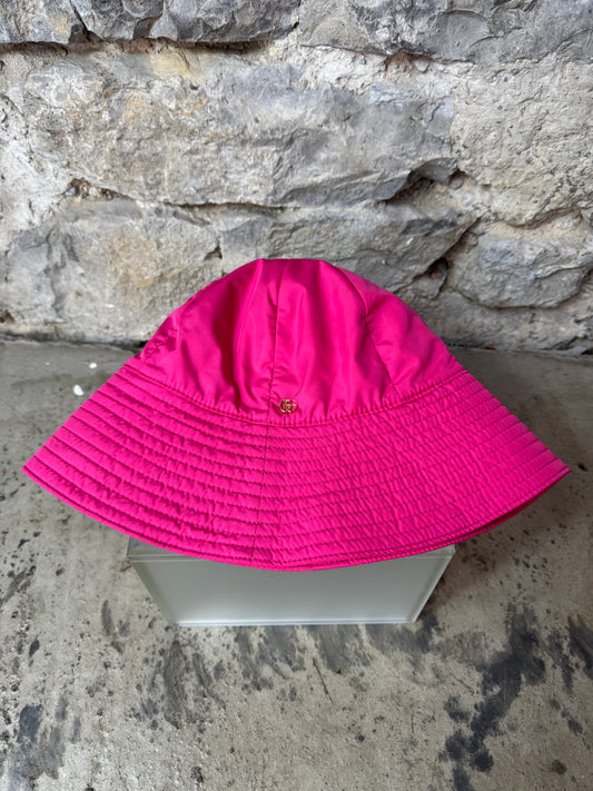 Gucci Gg Logo Nylon Hut - Pink
