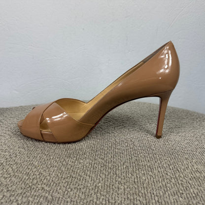 Christian Louboutin Shelley Pumps Nude Lackleder – Größe 39