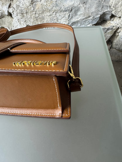 Jacquemus Le Bambino – Braun