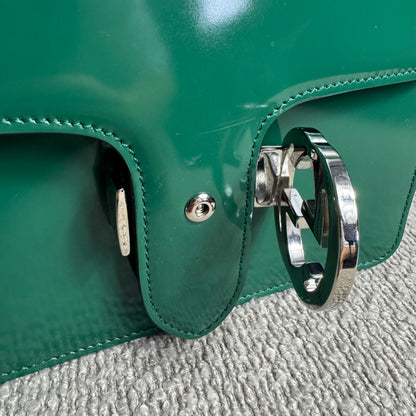 Gucci Green Small Patent Interlocking GG Crossbody Grün