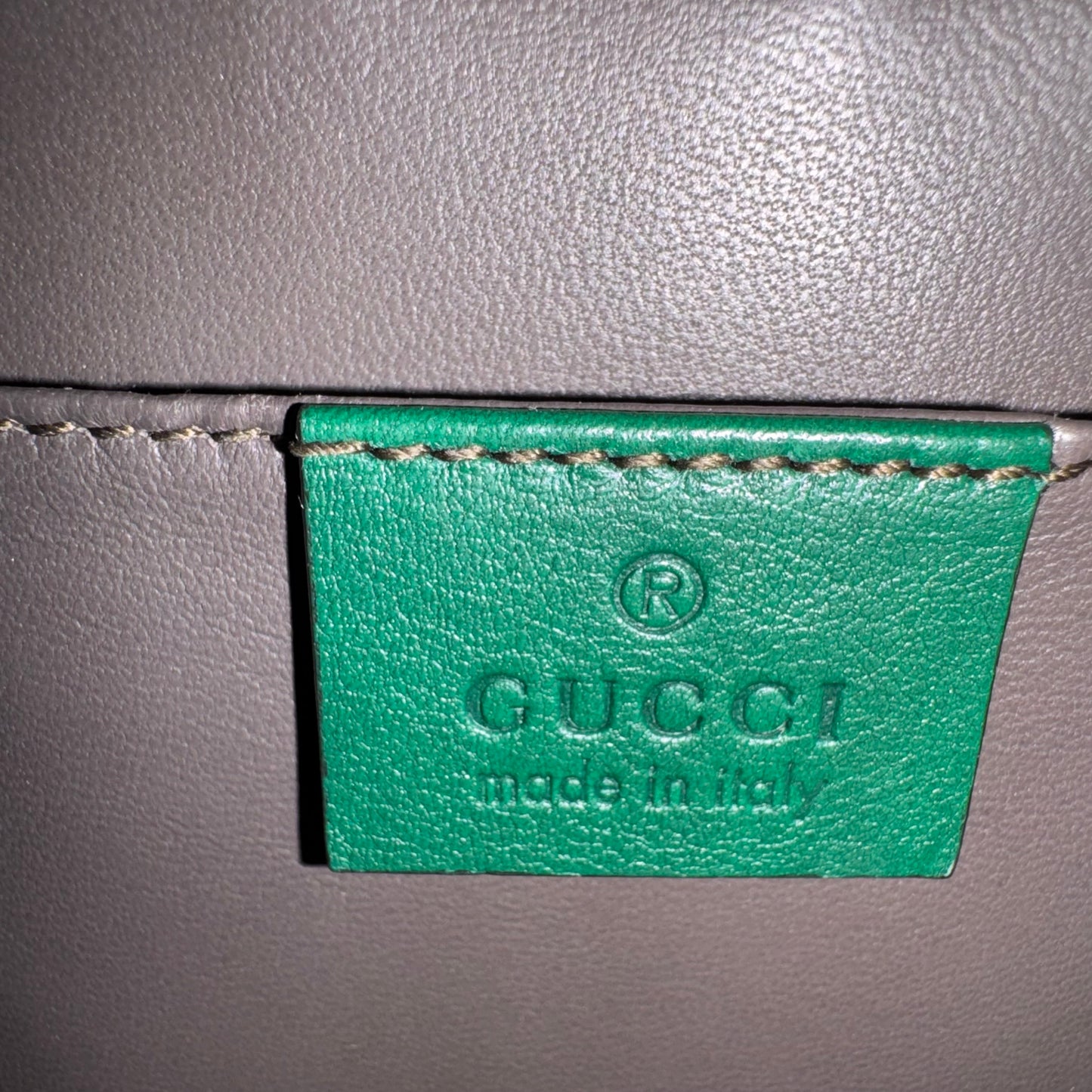 Gucci Green Small Patent Interlocking GG Crossbody Grün