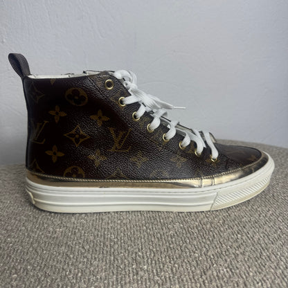 Louis Vuitton Stellar High-Top Sneaker Monogram Canvas – Gr. 39