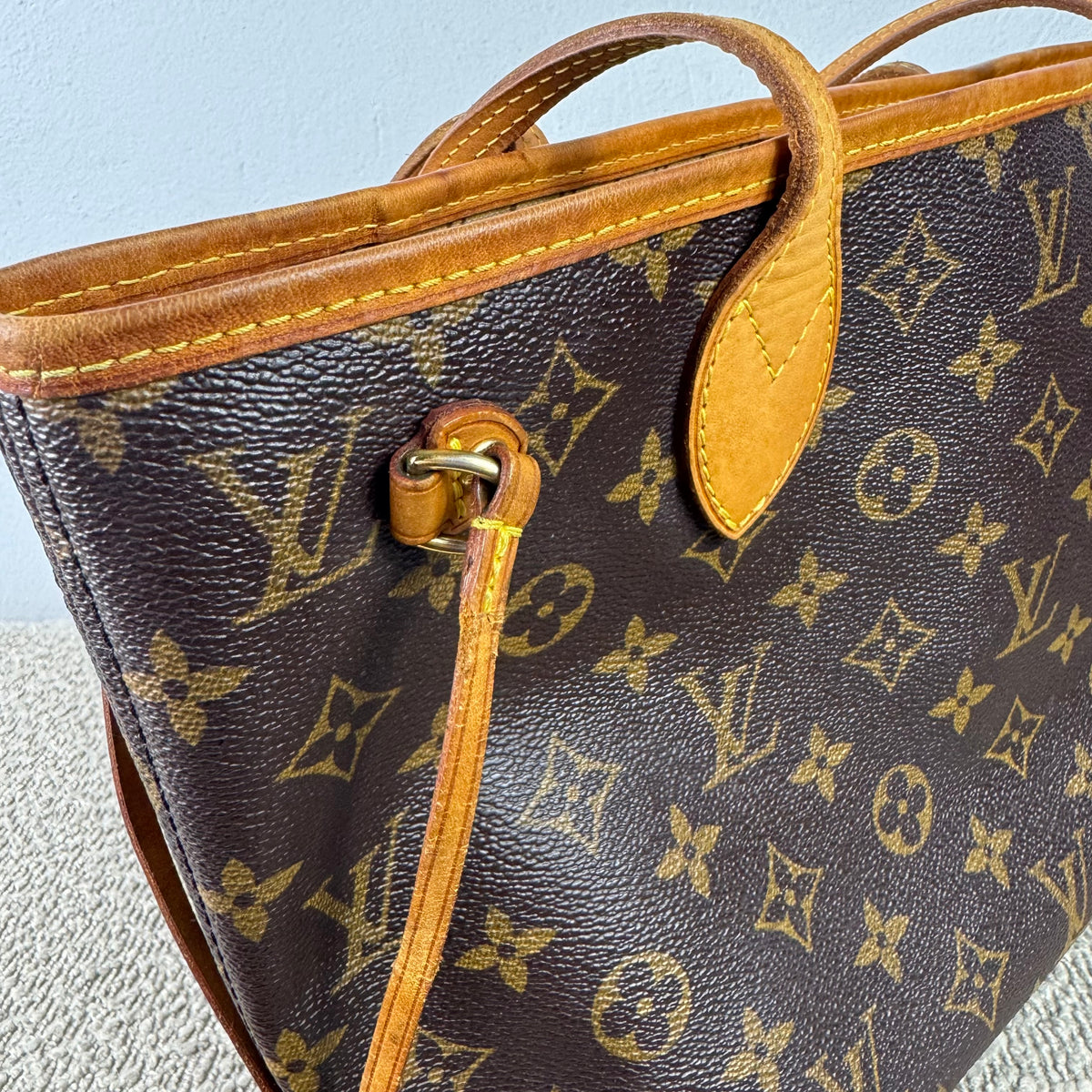 Louis Vuitton Neverfull PM – Monogram Canvas