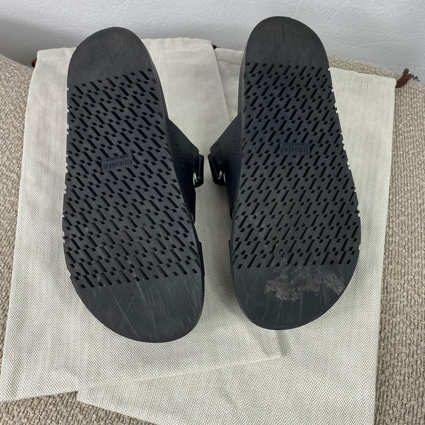 Hermès Chypre Sandalen Schwarz – Gr. 40