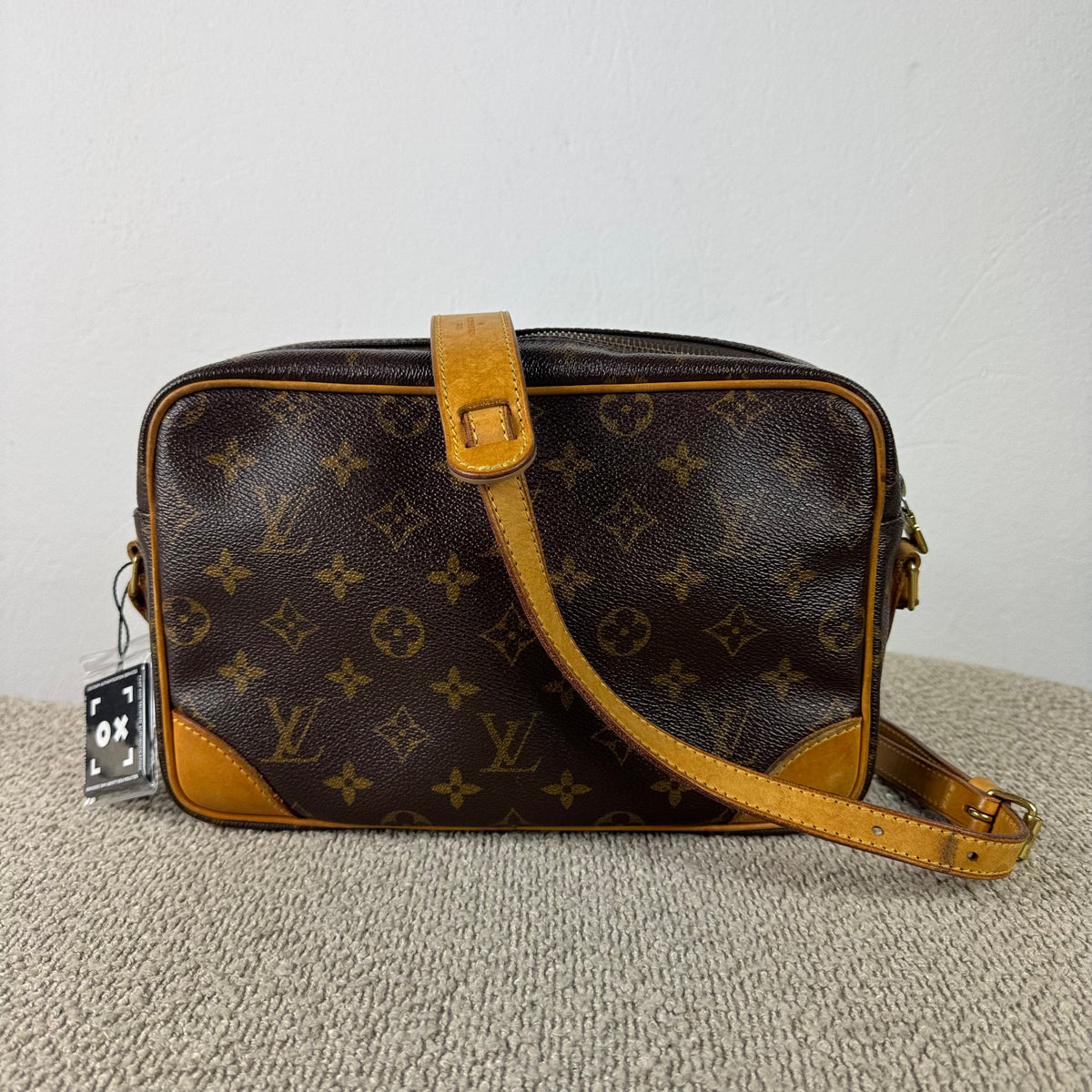 Louis Vuitton Trocadéro 27 – Monogram Canvas