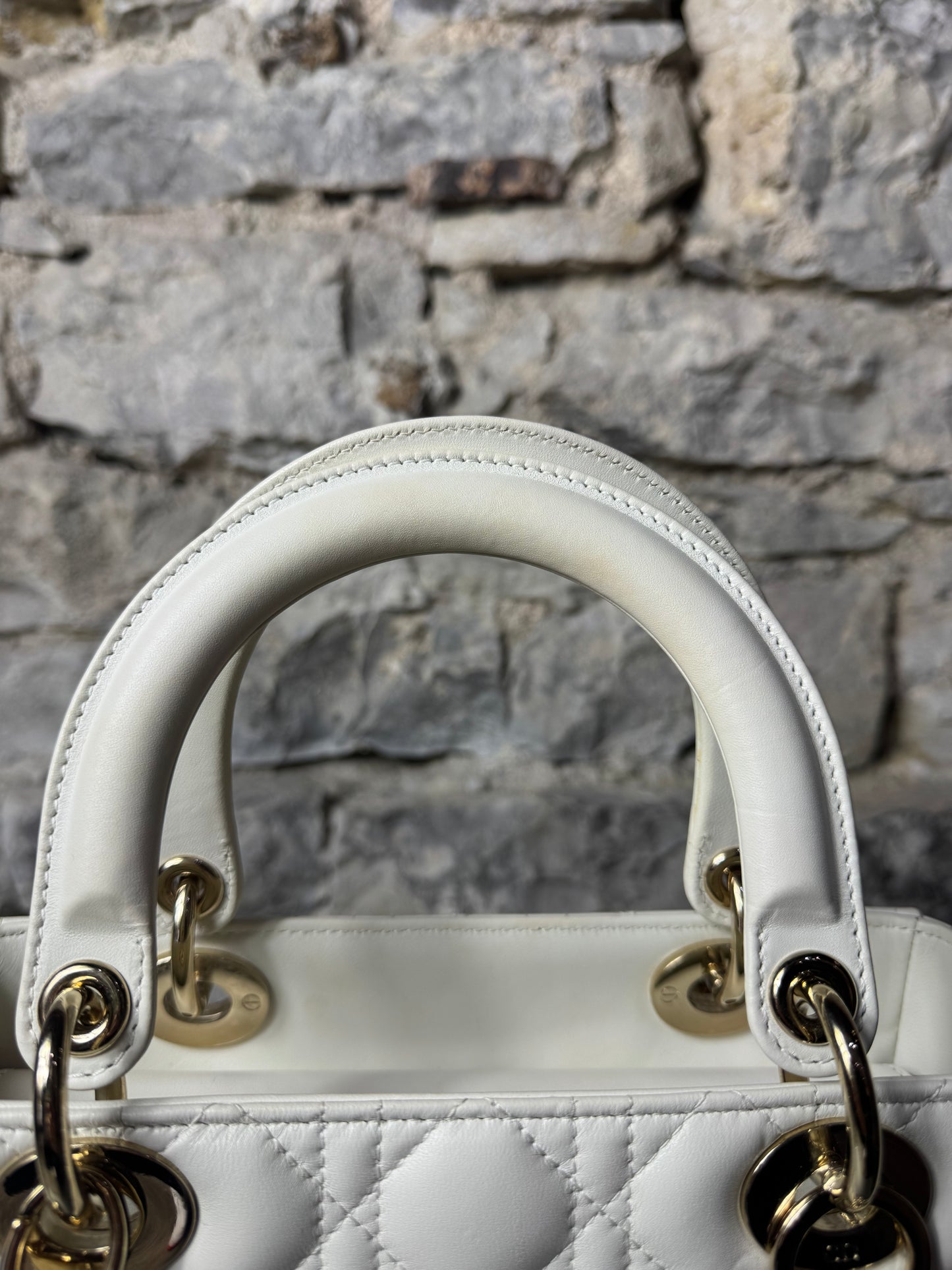 Mittelgroße Lady Dior Tasche Cannage Lammleder in Latte