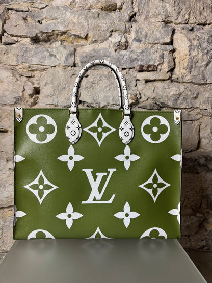 Louis Vuitton Onthego GM – Giant Monogram Limited Edition