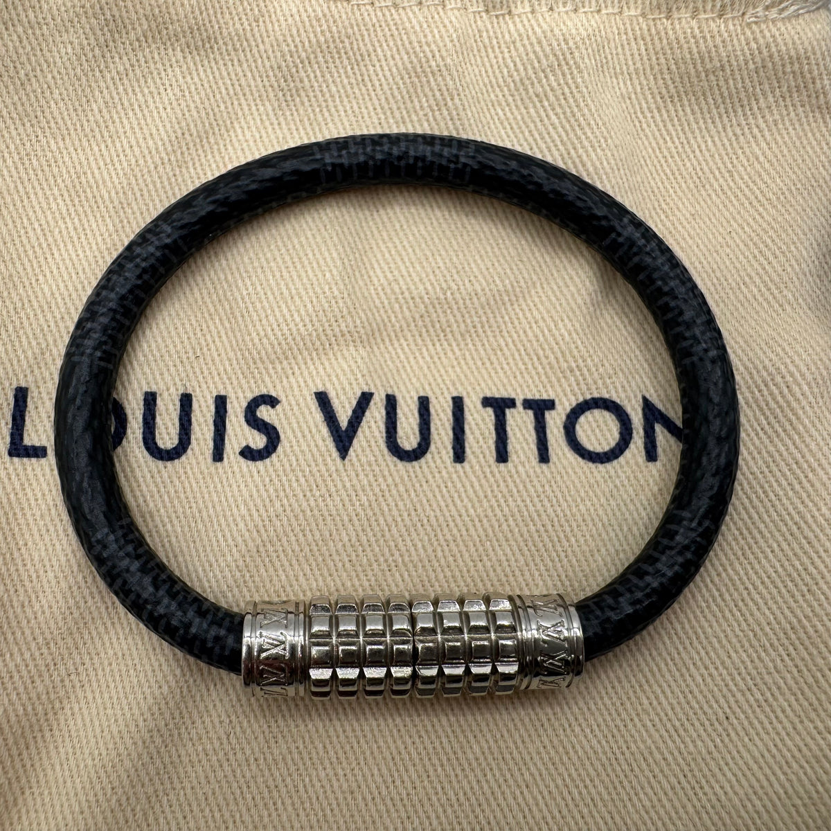 Louis Vuitton Digit Armband – Damier Graphite – Größe 19