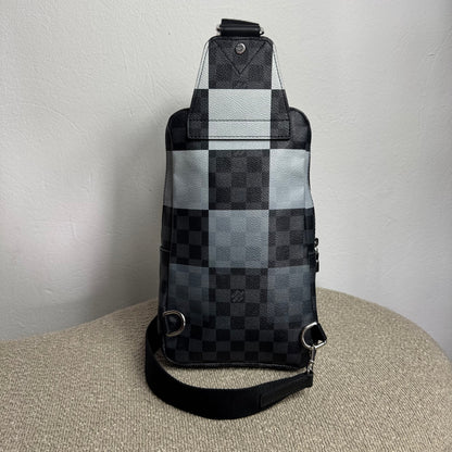 Louis Vuitton Avenue Sling Bag – Damier Graphite Giant