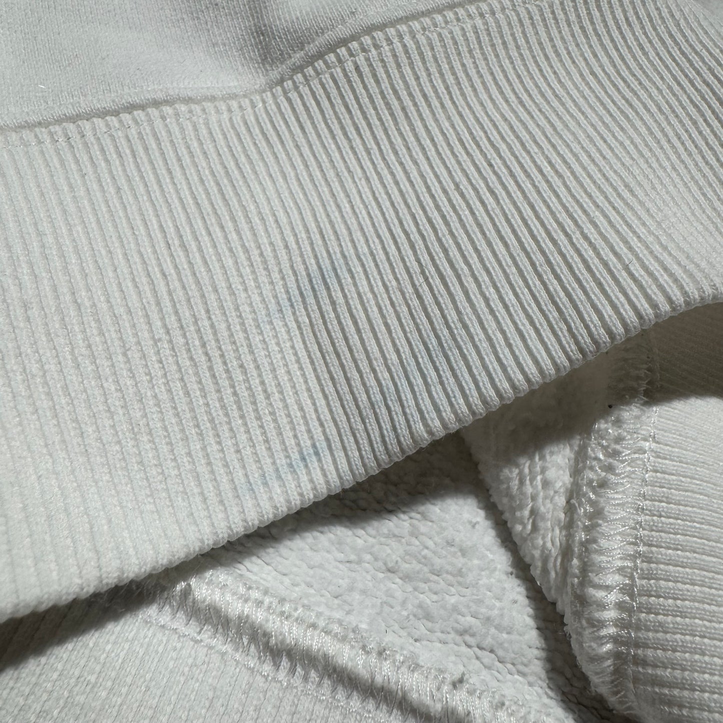 Dior x KAWS "Bee" Sweatshirt (Crewneck) White – Size XL