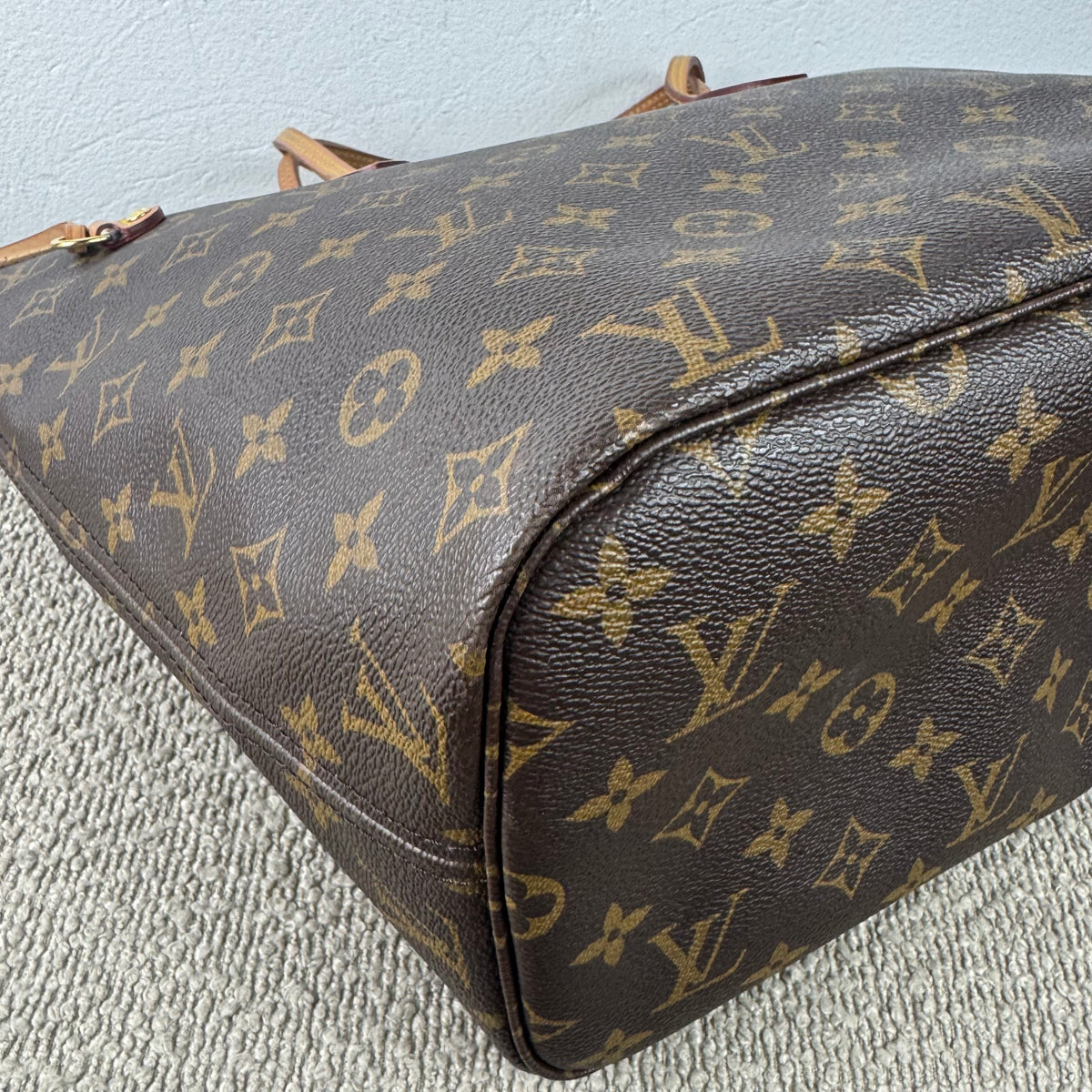 Louis Vuitton Neverfull MM – Monogram Canvas