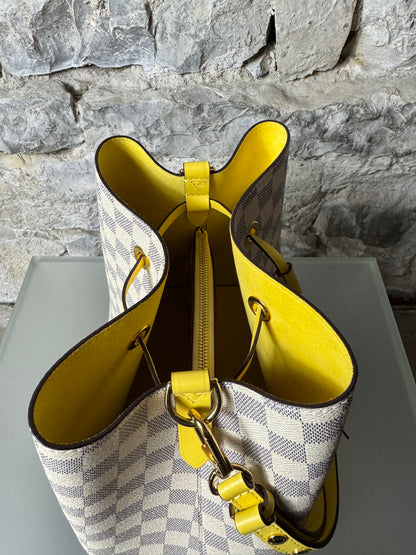 Louis Vuitton Néo Noé Damier Azur – Gelbes Innenfutter