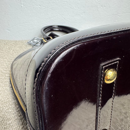 Louis Vuitton Alma MM – Vernis Bordeaux
