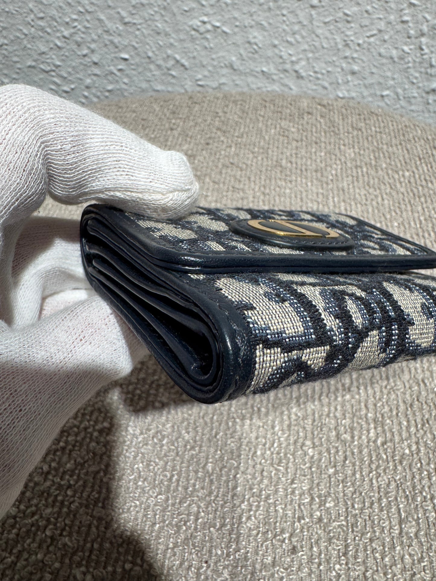 Dior 30 Montaigne Lotus Wallet – Blue Dior Oblique Jacquard