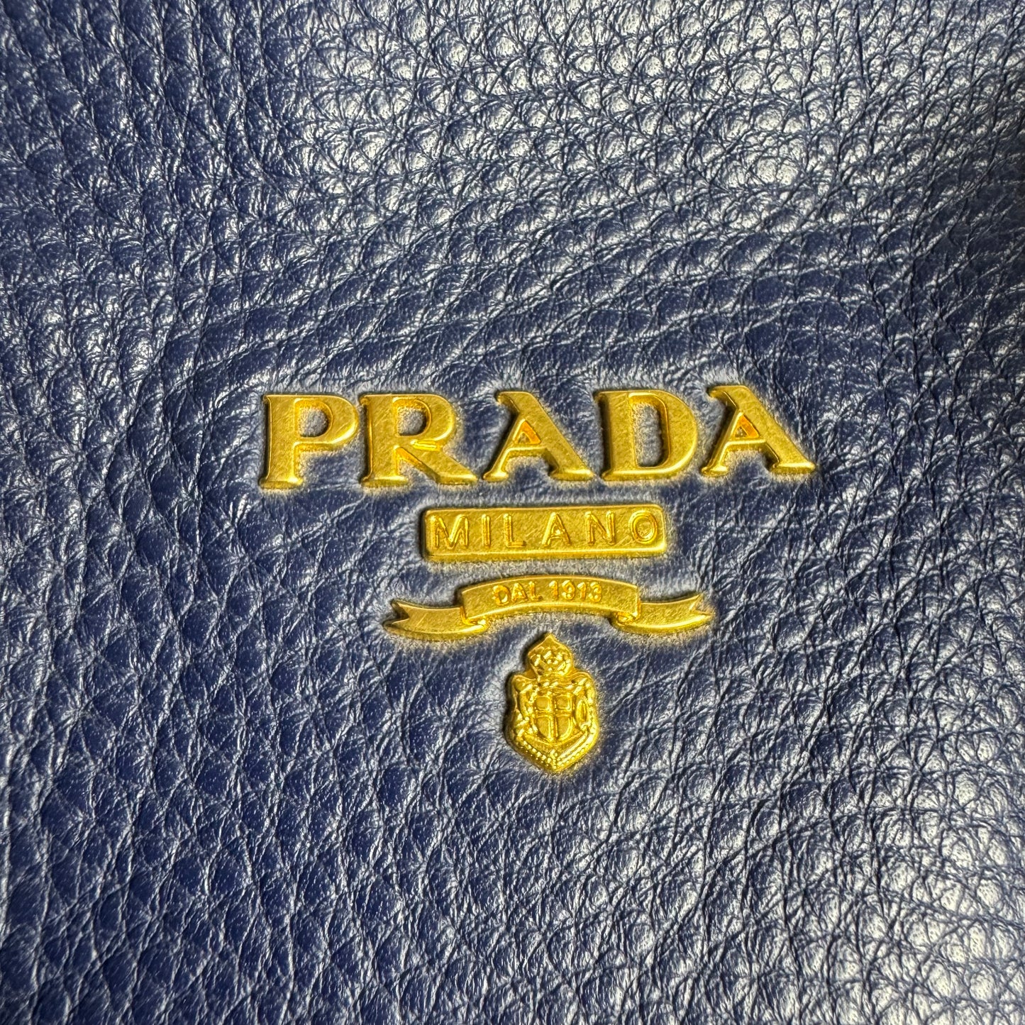 Prada Shopper Vitello Leder in Blau