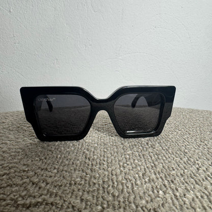 Off-White „Virgil“ Sunglasses (Black/Red)