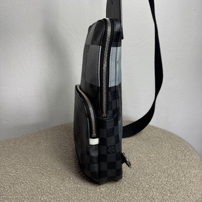 Louis Vuitton Avenue Sling Bag – Damier Graphite Giant