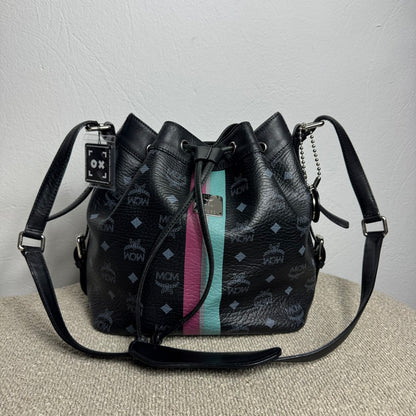 MCM Bucket Bag schwarz