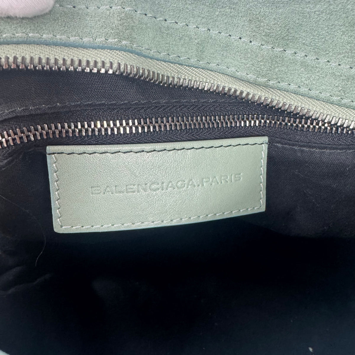 Balenciaga Classic City – Wildleder Mintgrün