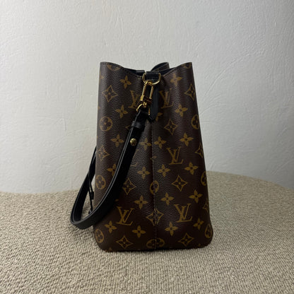 Louis Vuitton NéoNoé – Monogram Canvas / Schwarz
