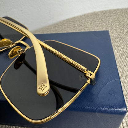 Louis Vuitton Charm Square Lunettes de soleil Z1118U