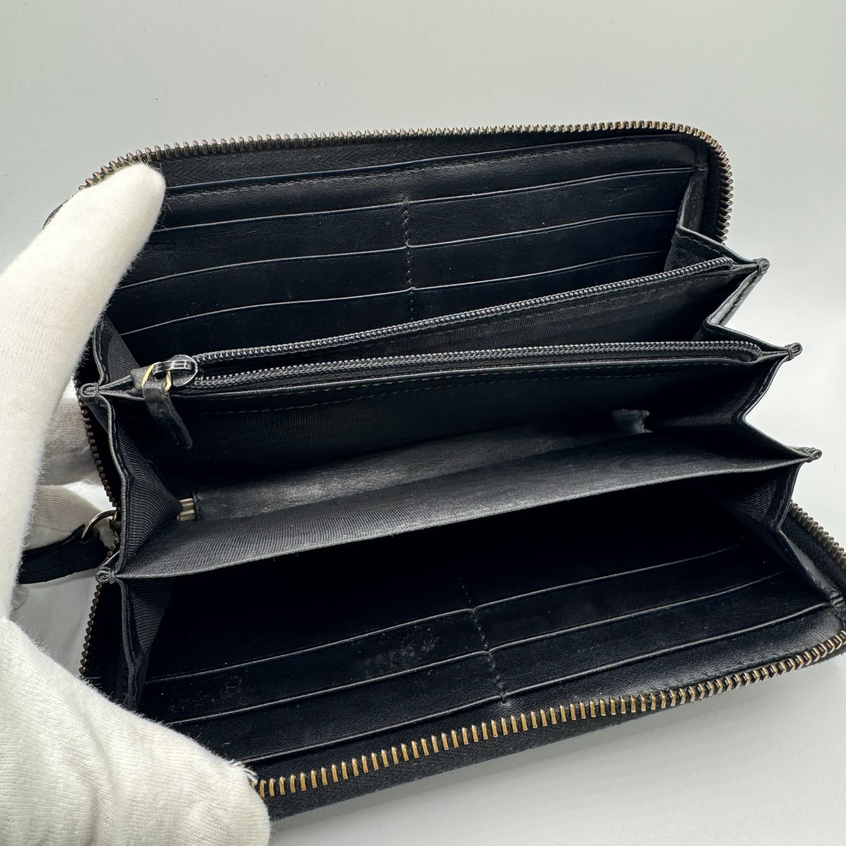 Gucci GG Marmont Geldbörse – Matelassé Leder Schwarz