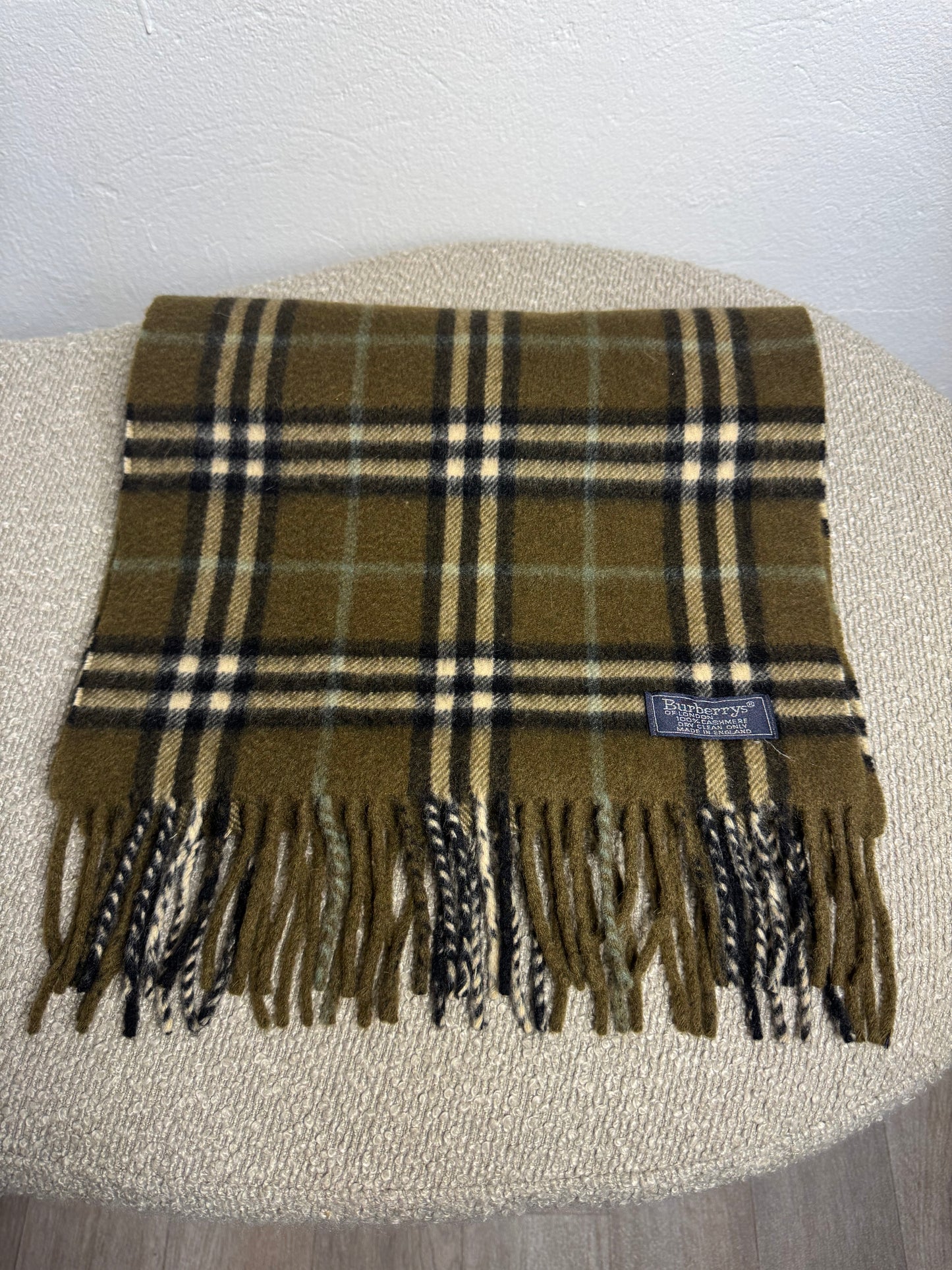 Écharpe Burberry kaki – 100 % cachemire