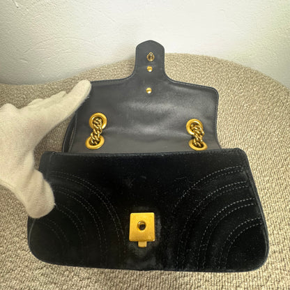Gucci GG Marmont Samt Tasche