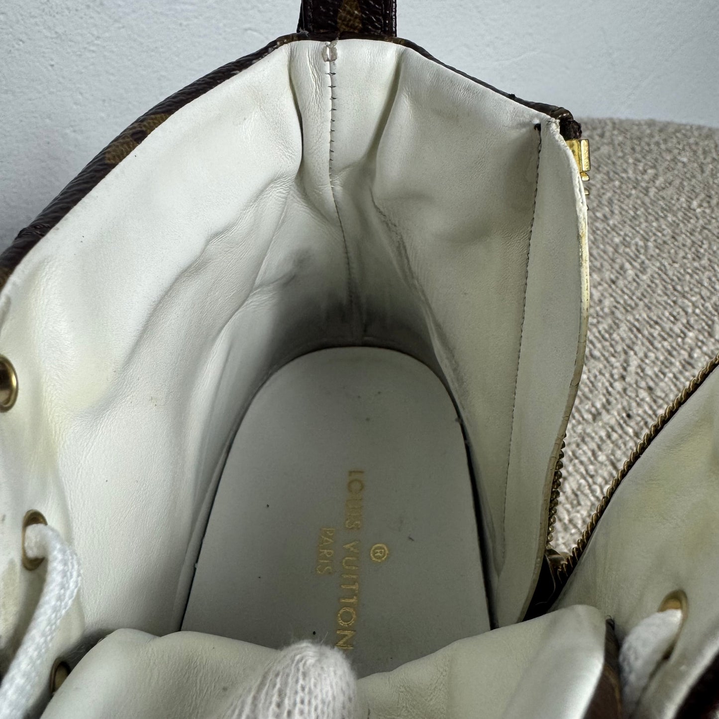 Louis Vuitton Stellar High-Top Sneaker Monogram Canvas – Gr. 39