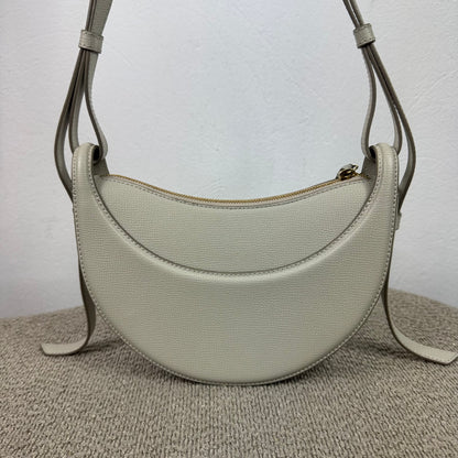 Polène Numéro Dix – Edition Taupe aus genarbtem Leder