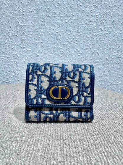 Dior 30 Montaigne Lotus Wallet – Blue Dior Oblique Jacquard