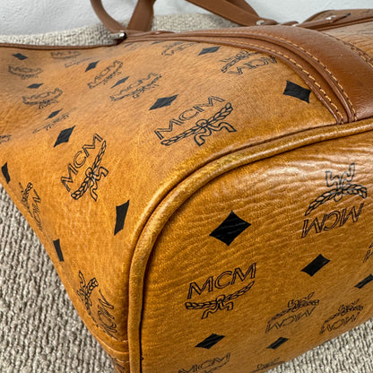 MCM Shopper – Visetos Cognac