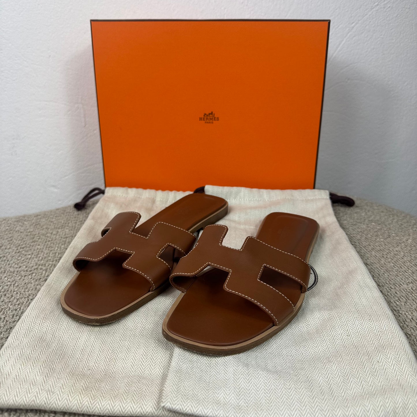Hermès Oran Sandalen – Braun – Gr. 38,5
