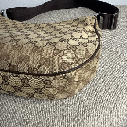 Gucci GG Canvas Hobo Schultertasche – Braun