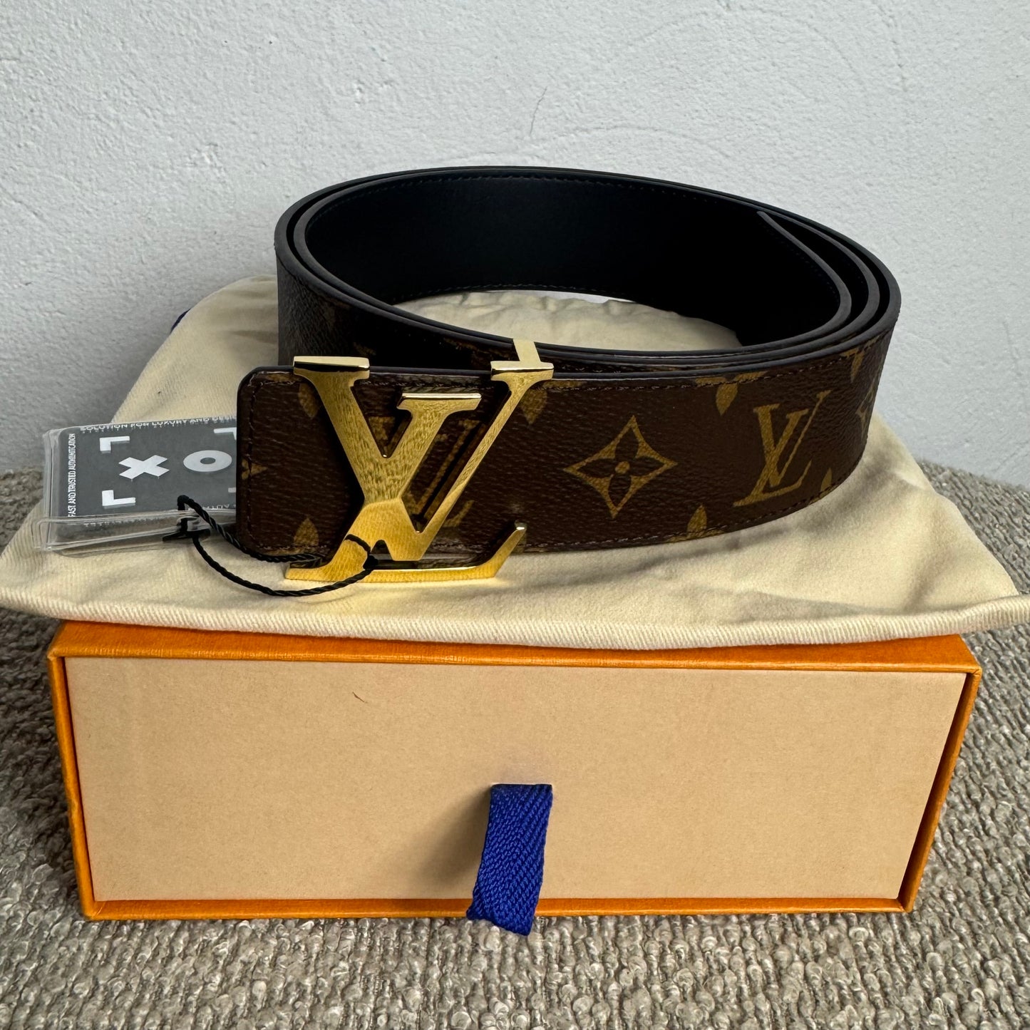 Louis Vuitton Initiales Wendegürtel 40 mm – Monogram / Schwarz
