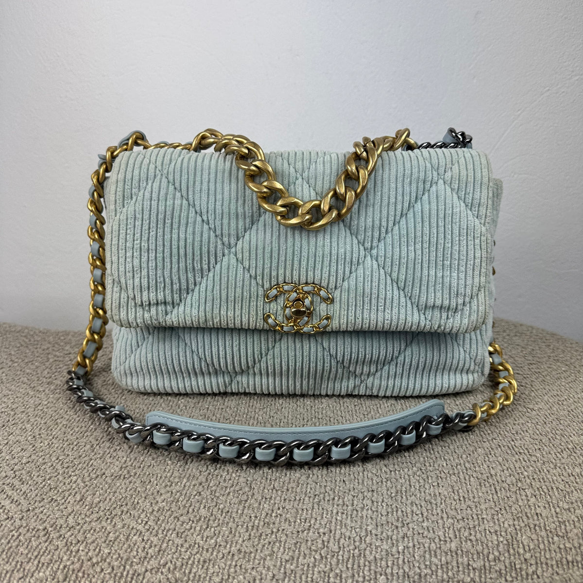 Chanel 19 Corduroy Flap Bag – Light Blue