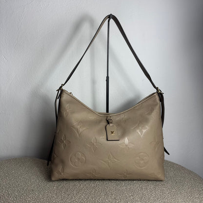 Louis Vuitton CarryAll MM – Monogram Empreinte Leder Taube
