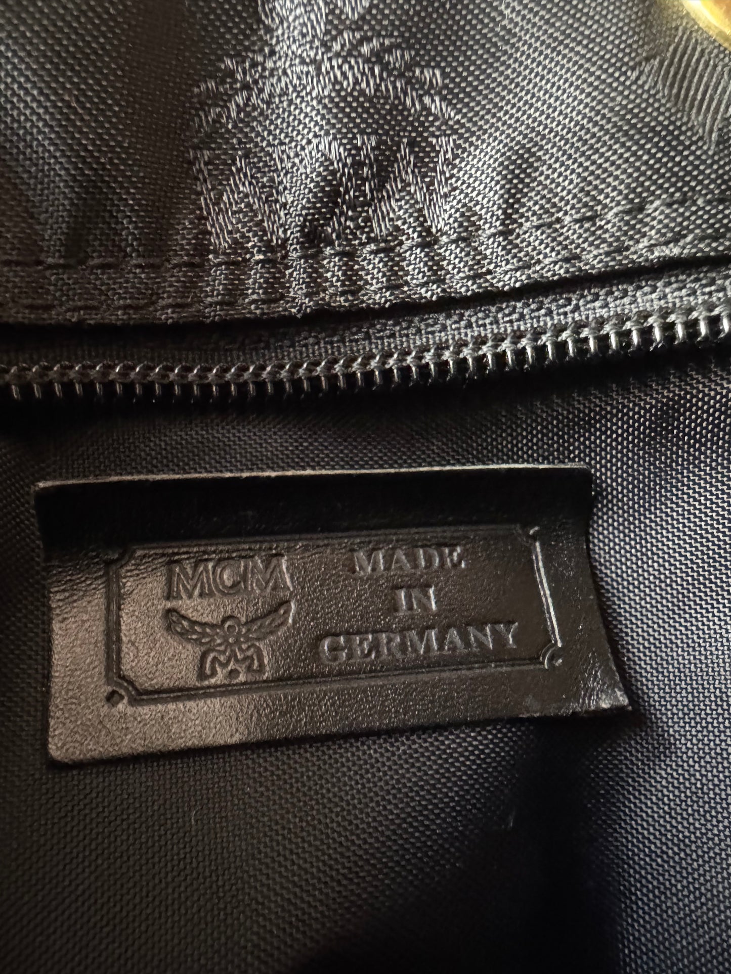 MCM Mini Handtasche – Schwarz