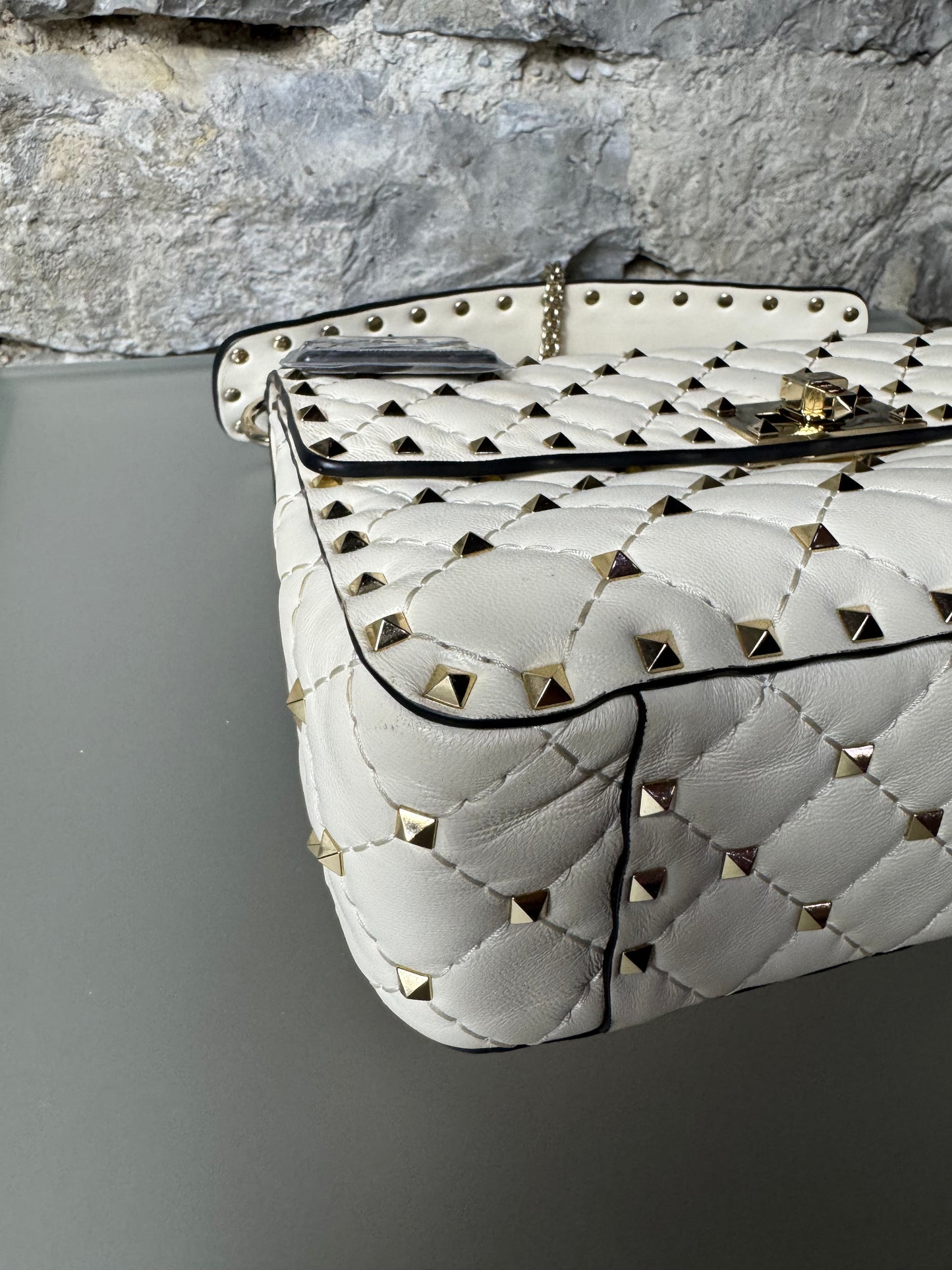 Valentino Garavani Rockstud Spike Bag Nappaleder Weiß
